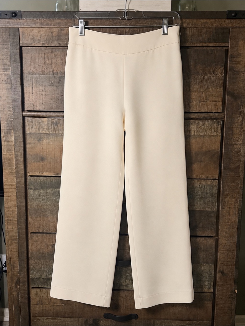 Giorgio Armani Ivory Straight Leg Dress Pants Women’s IT 38 US 2 Made in Italy